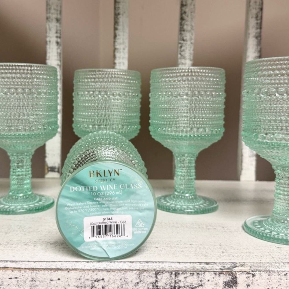 BKLYN Steel Co. Set of 5 Hobnail Beaded Pastel Green Wine Glasses FIRM